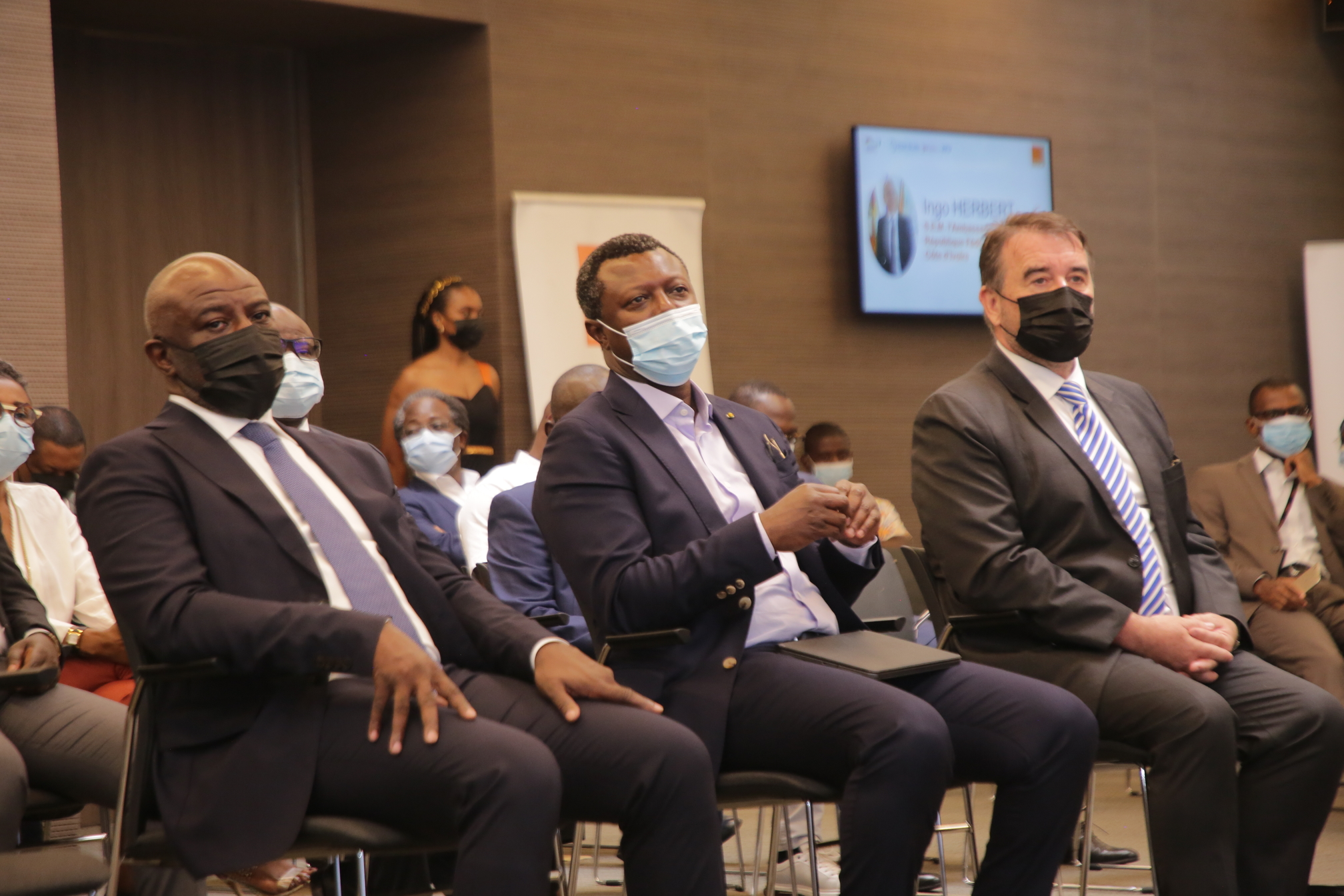 GIZ_et_OCI_jeunes_fibre_GALLERY_0L3A8800