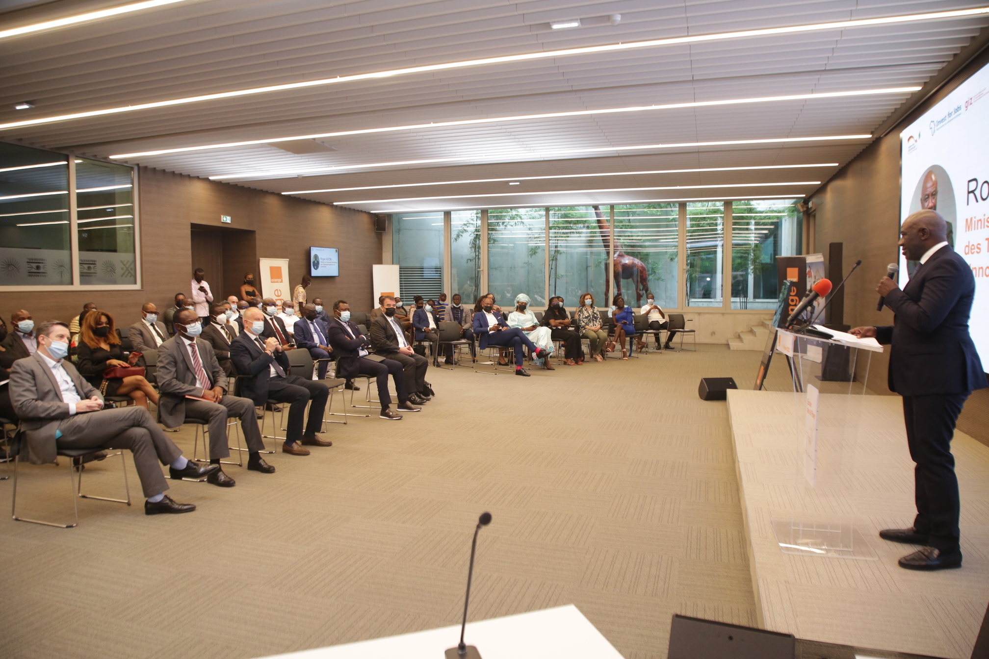 GIZ_et_OCI_jeunes_fibre_GALLERY_0L3A8849